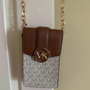 Michael Kors cell phone case holder